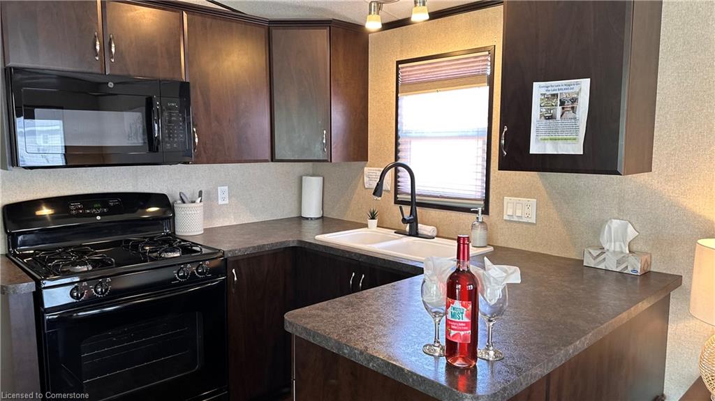 520-1501 Line 8 Road Property Photo 2