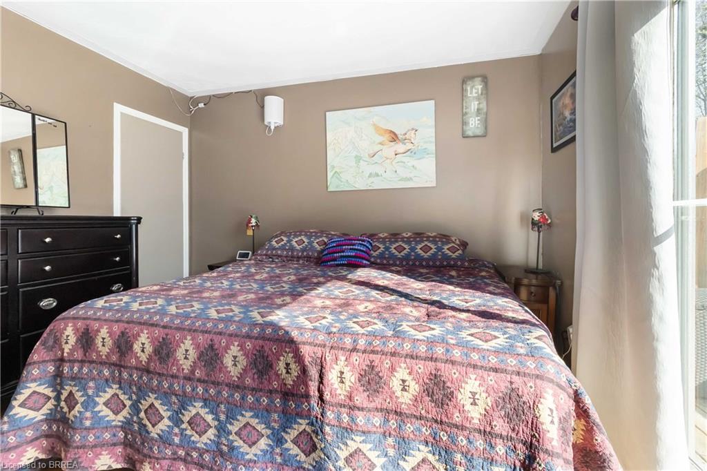 83 Locks Road Property Photo 12