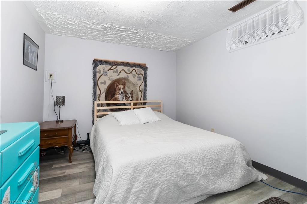 83 Locks Road Property Photo 14