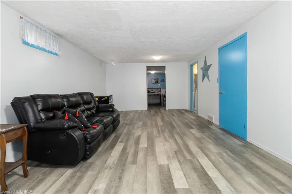 83 Locks Road Property Photo 20