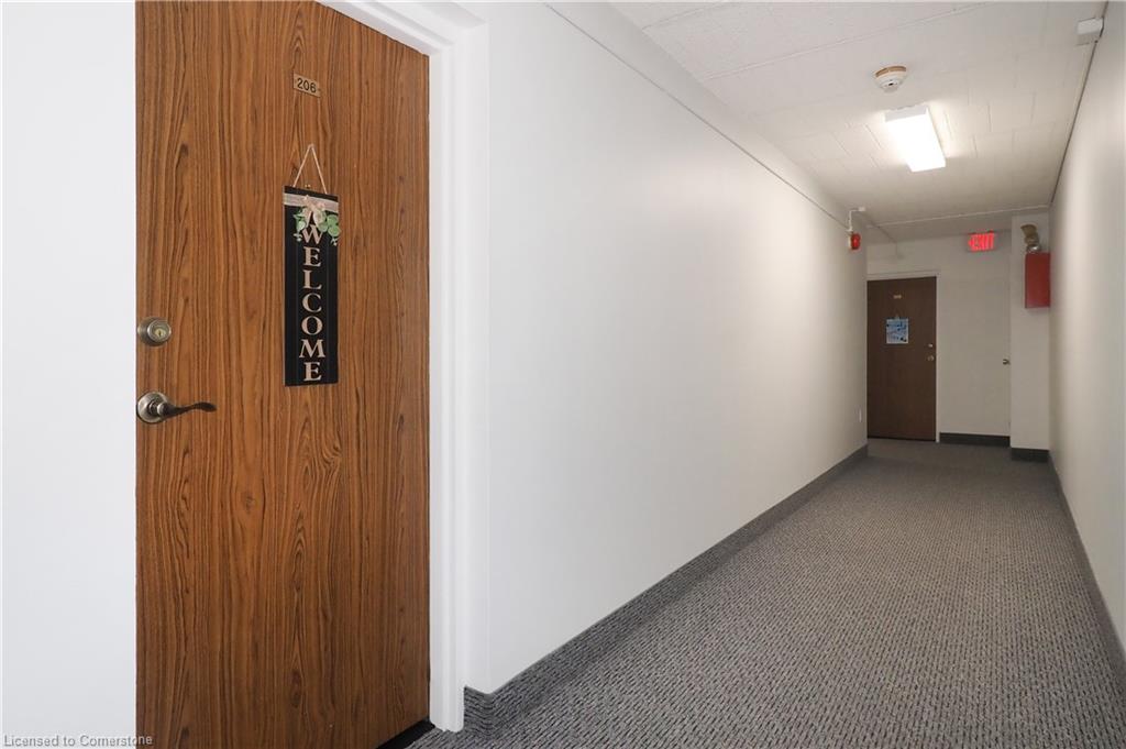 206-6 Walton Avenue Property Photo 8