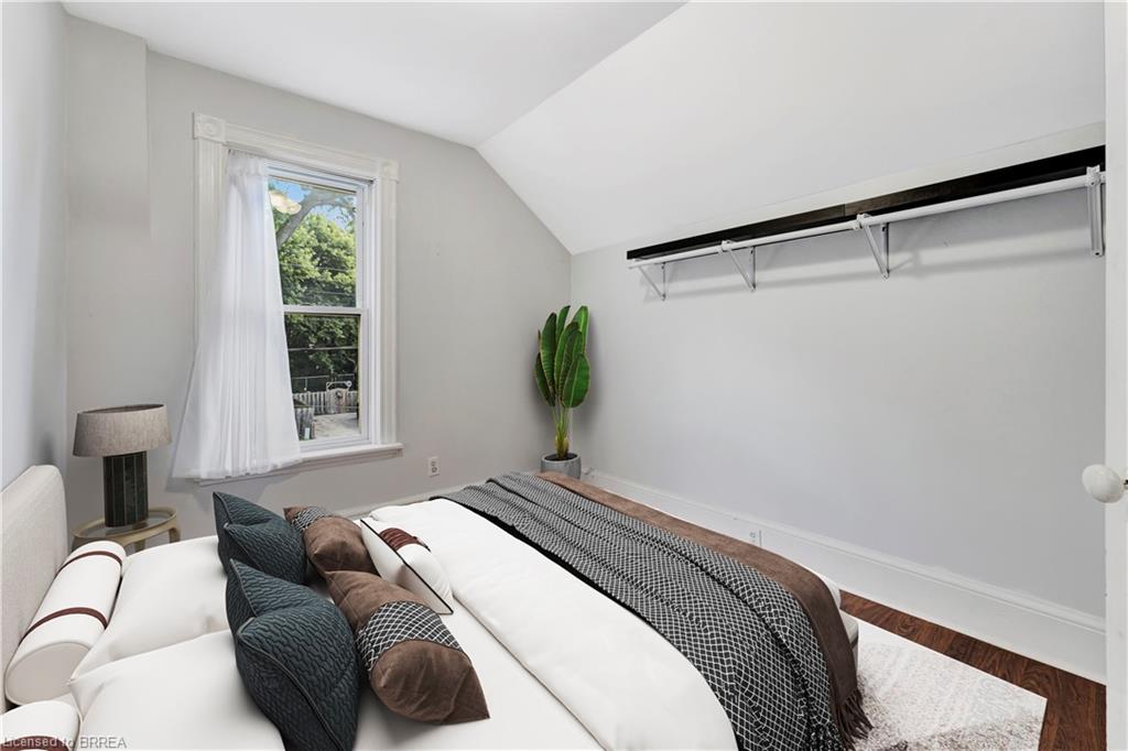 212 William Street Property Photo 12
