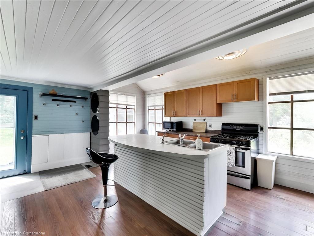 6142 Guelph Line Property Photo 15