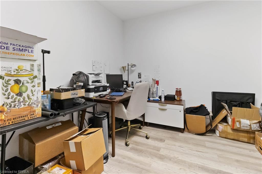 112 King Street Property Photo 19