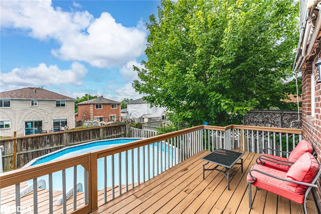 13 Golds Crescent Property Photo 12