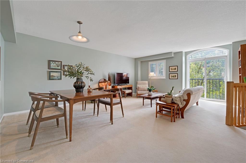 16 Bruce Street Property Photo 6