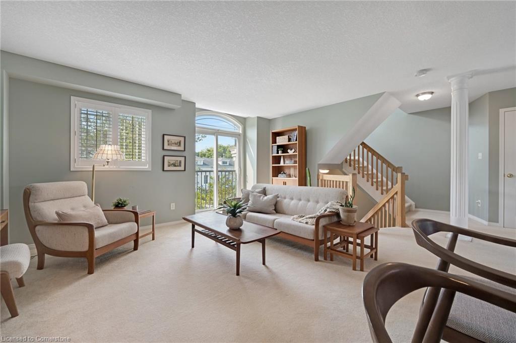 16 Bruce Street Property Photo 8