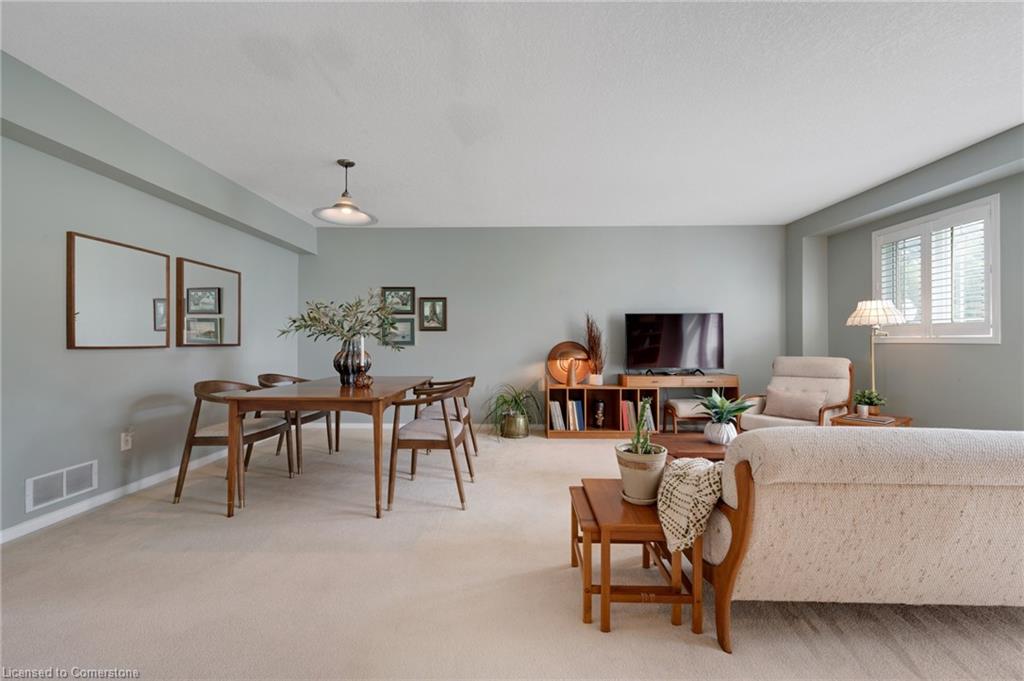 16 Bruce Street Property Photo 11