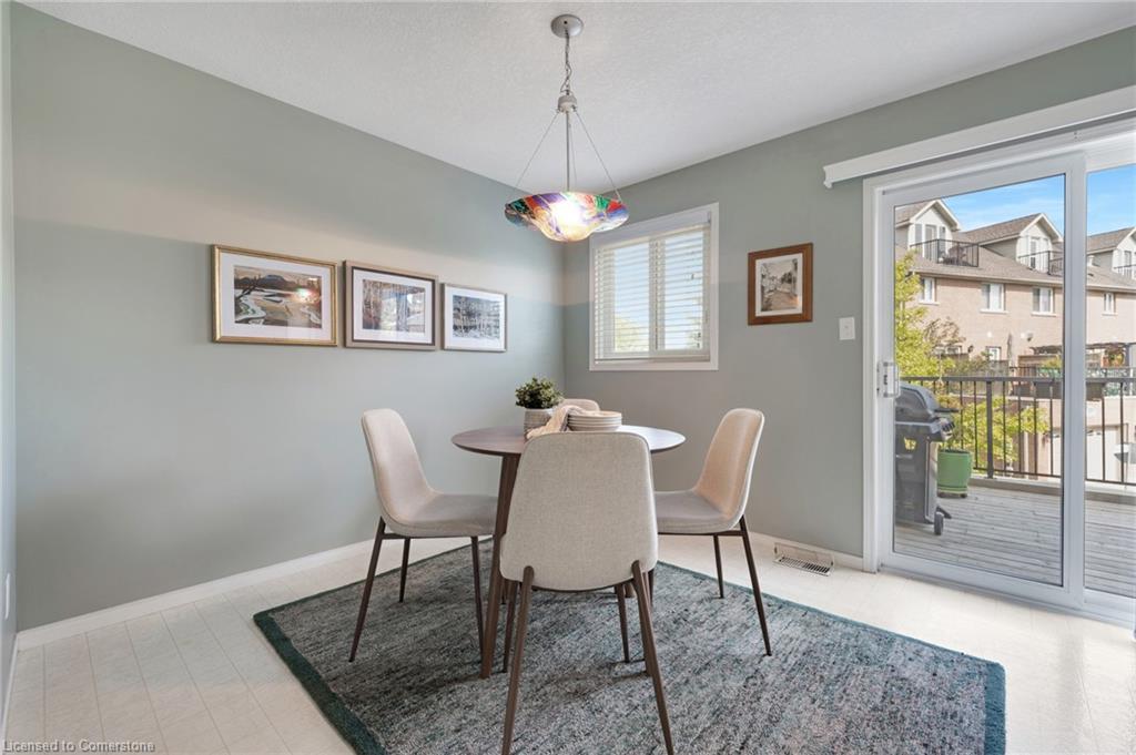 16 Bruce Street Property Photo 18