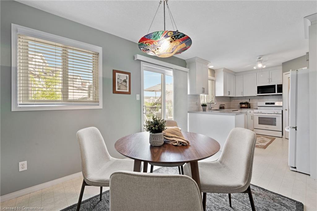 16 Bruce Street Property Photo 19
