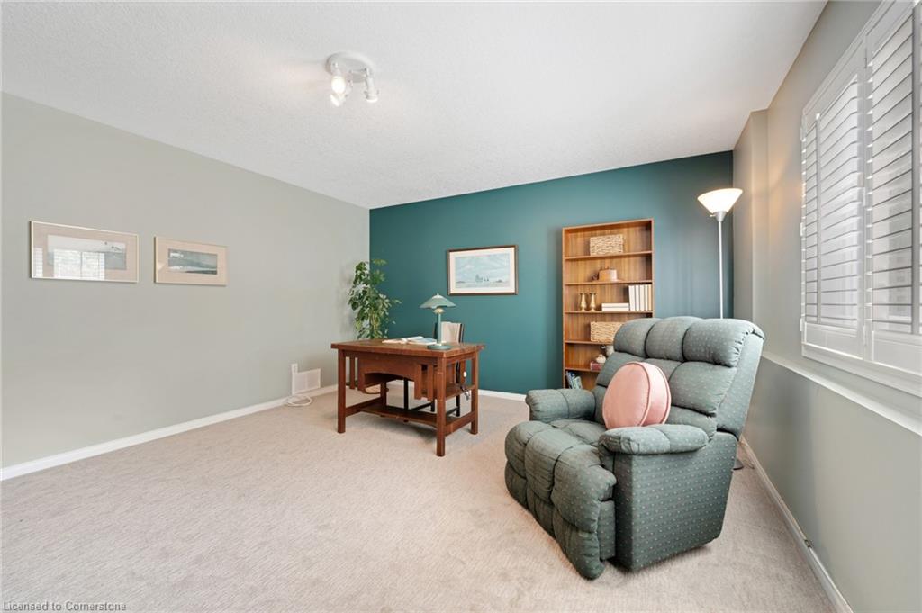 16 Bruce Street Property Photo 46