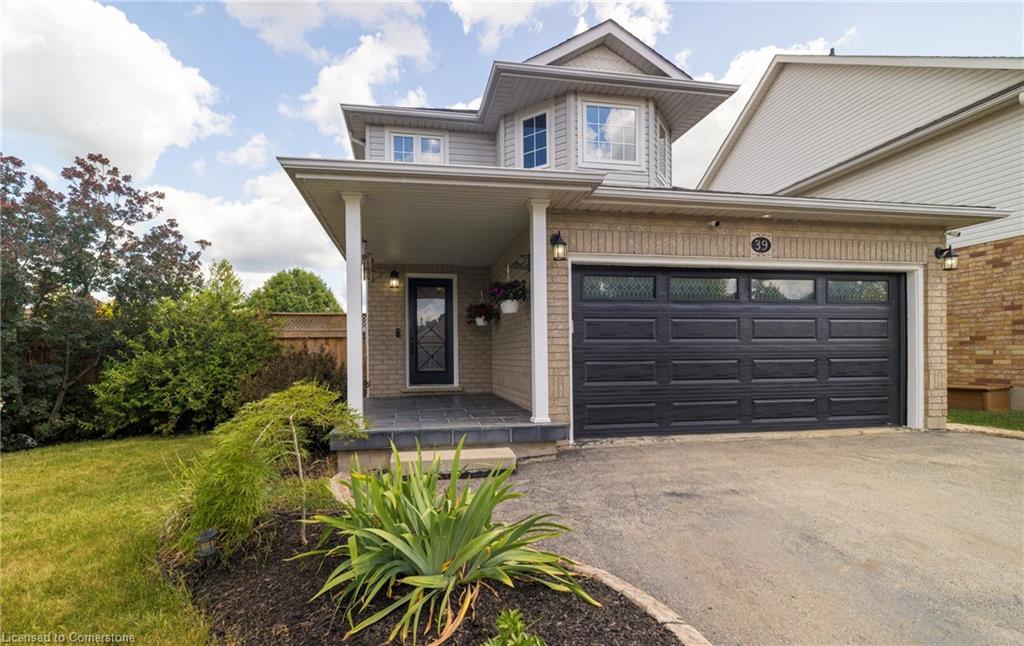 39 Beardmore Crescent Property Photo 1
