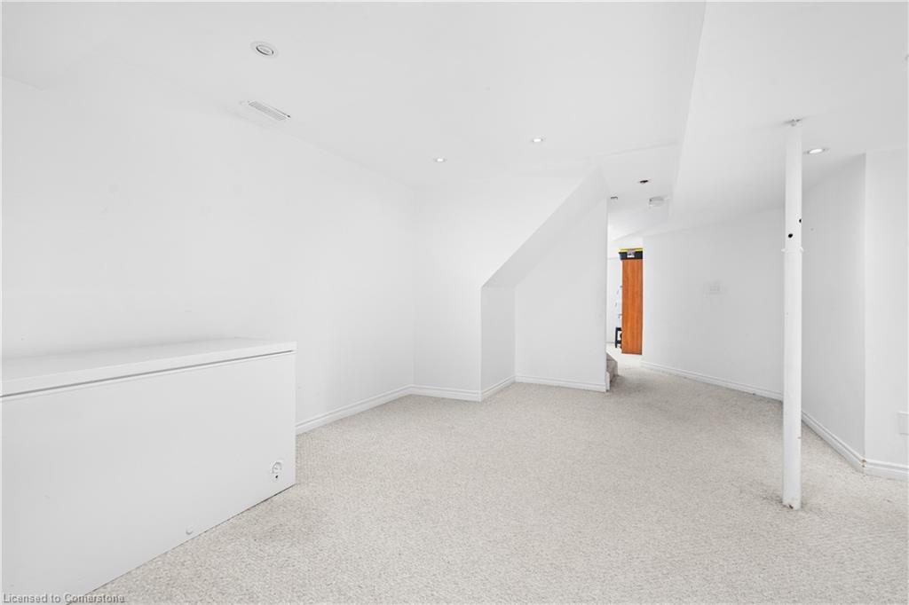 1 Hillcroft Drive Property Photo 22