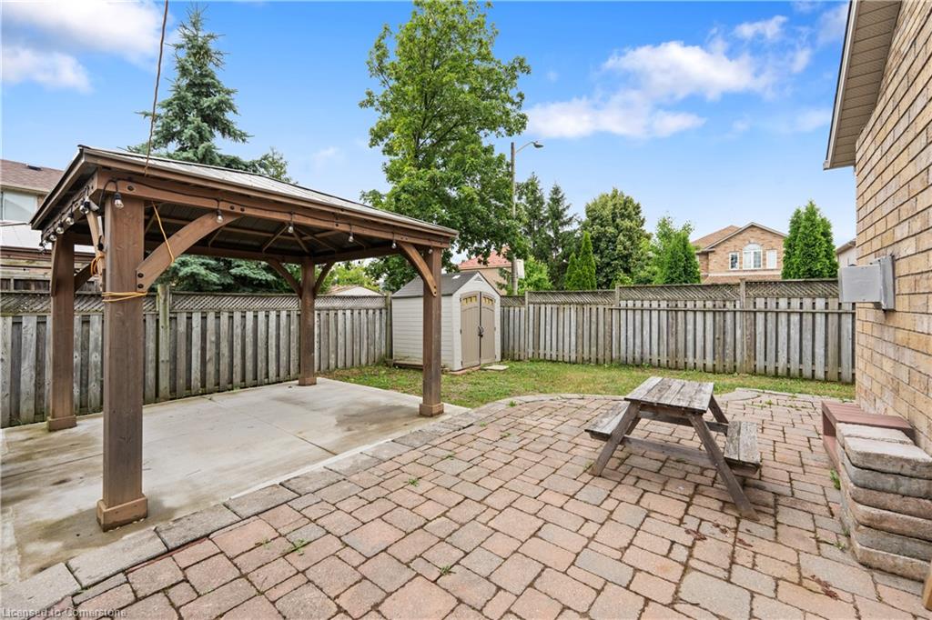 1 Hillcroft Drive Property Photo 27