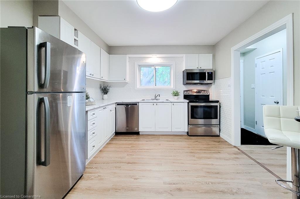 8 Glenburn Court Property Photo 1