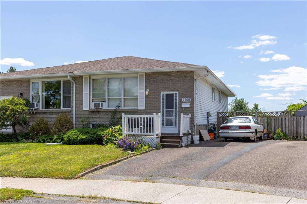 7709 Ronnie Crescent Property Photo 24