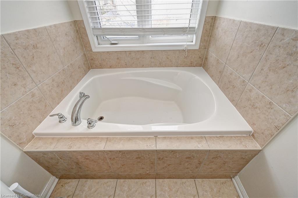 4 Dalton Drive Property Photo 22