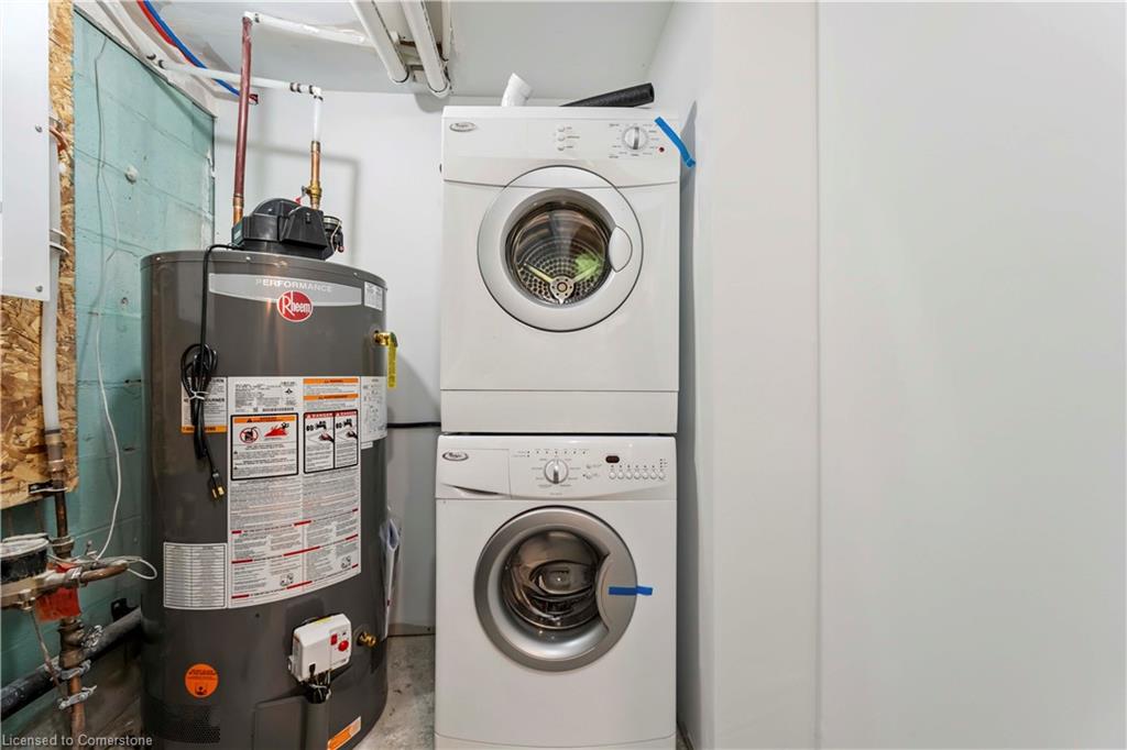 387 Weir Street N Property Photo 34