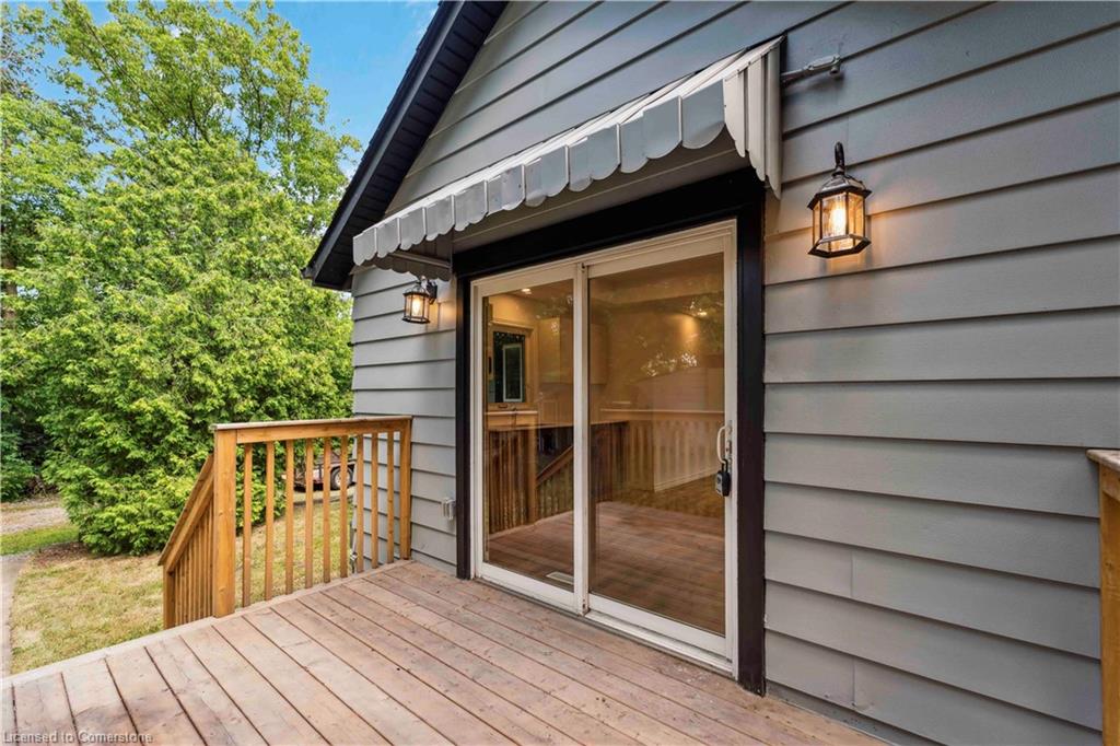 387 Weir Street N Property Photo 36