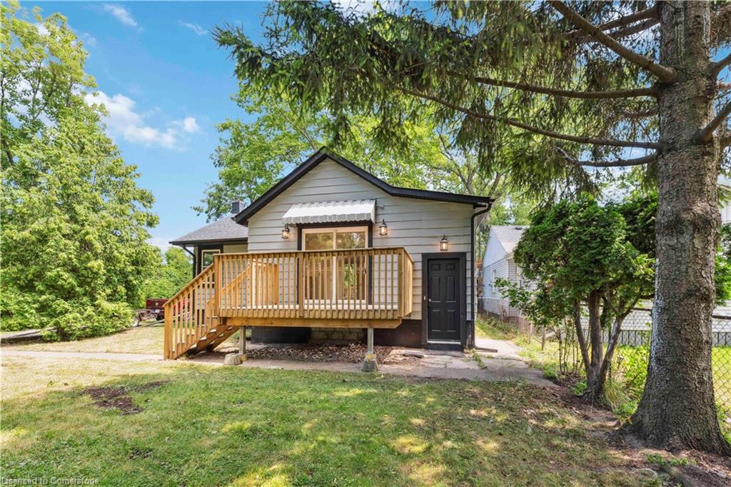 387 Weir Street N Property Photo 38