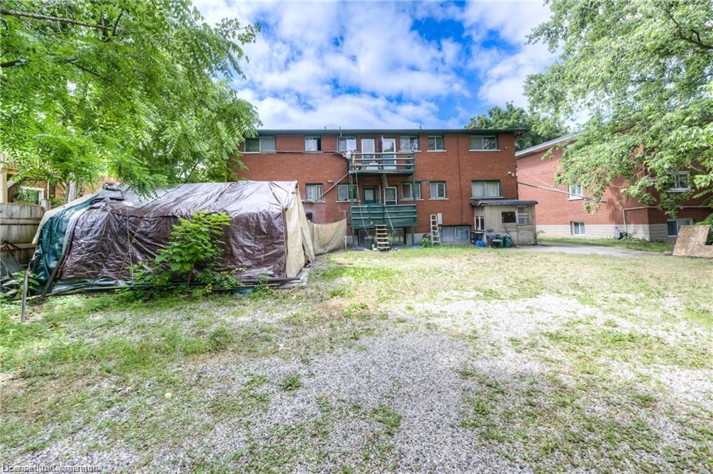 126 Clive Road Property Photo 3
