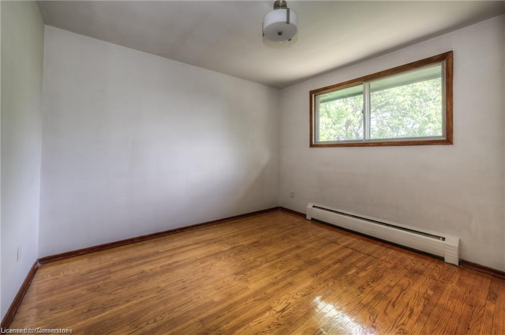126 Clive Road Property Photo 8
