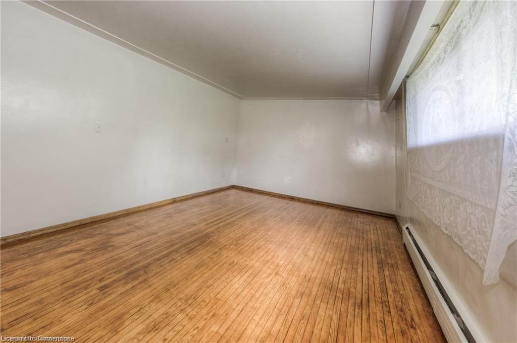 126 Clive Road Property Photo 10