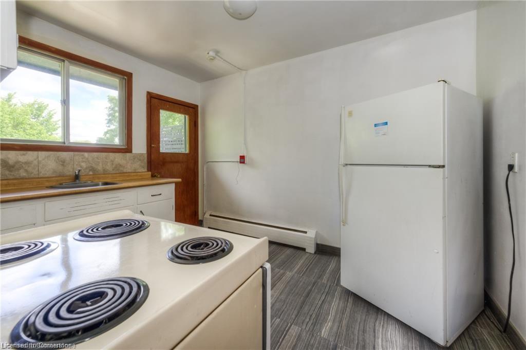 126 Clive Road Property Photo 11