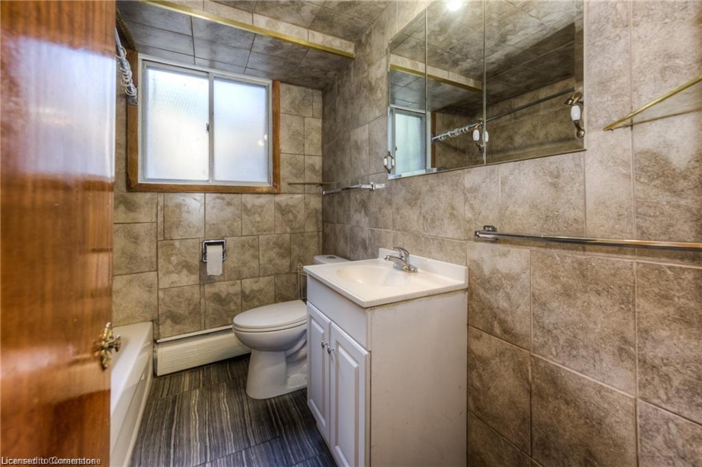 126 Clive Road Property Photo 21