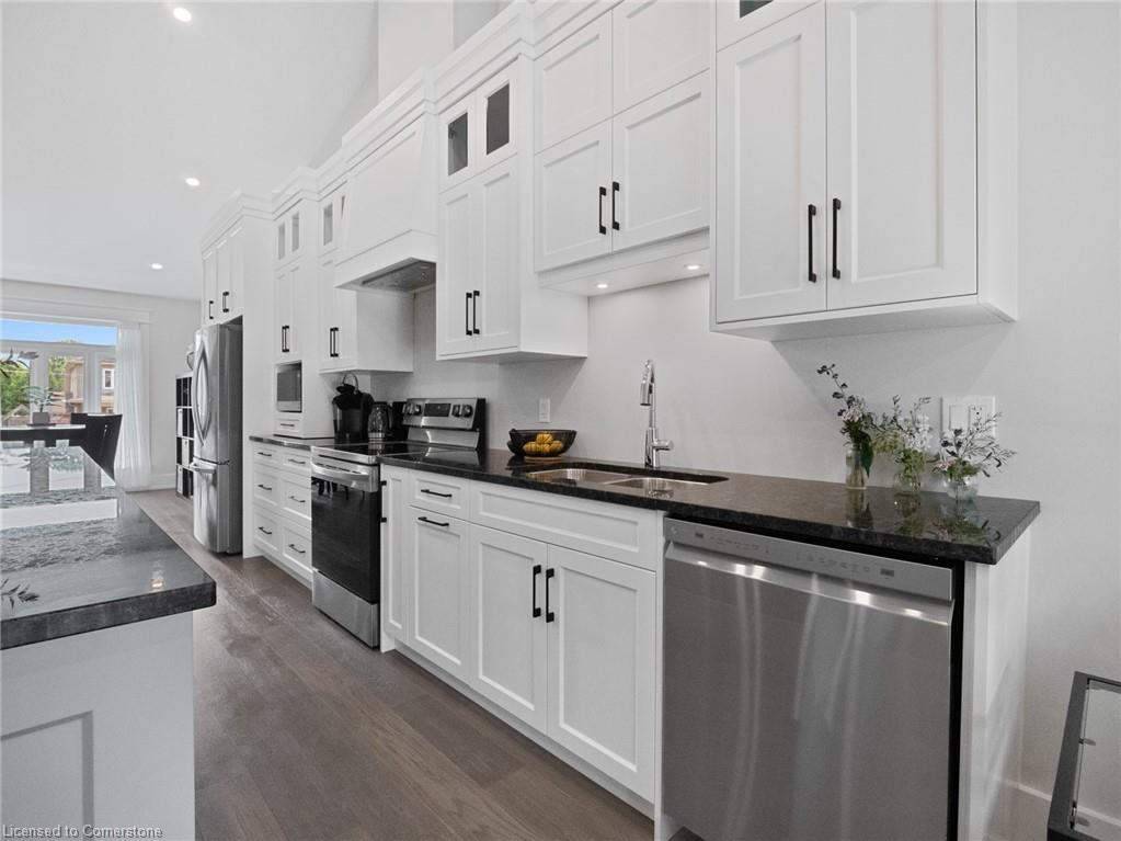 40 Topham Boulevard Property Photo 4