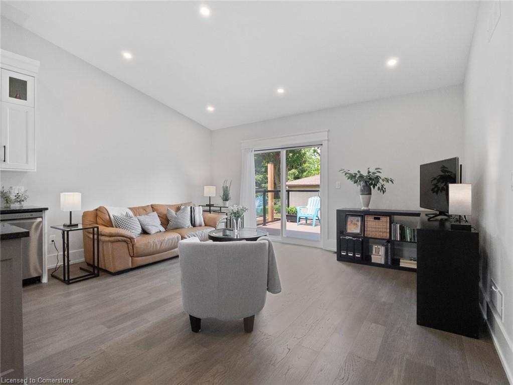 40 Topham Boulevard Property Photo 8