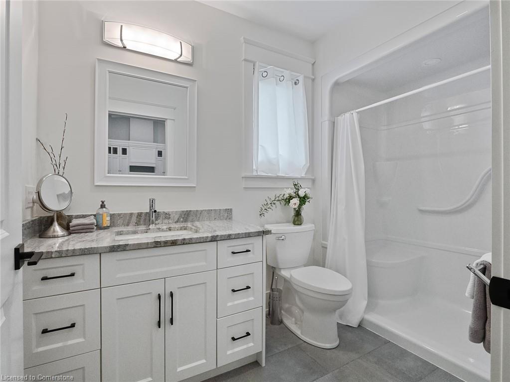 40 Topham Boulevard Property Photo 13