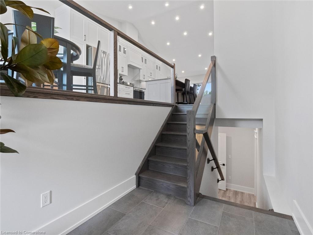 40 Topham Boulevard Property Photo 19