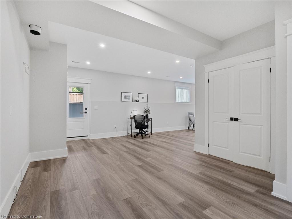 40 Topham Boulevard Property Photo 21