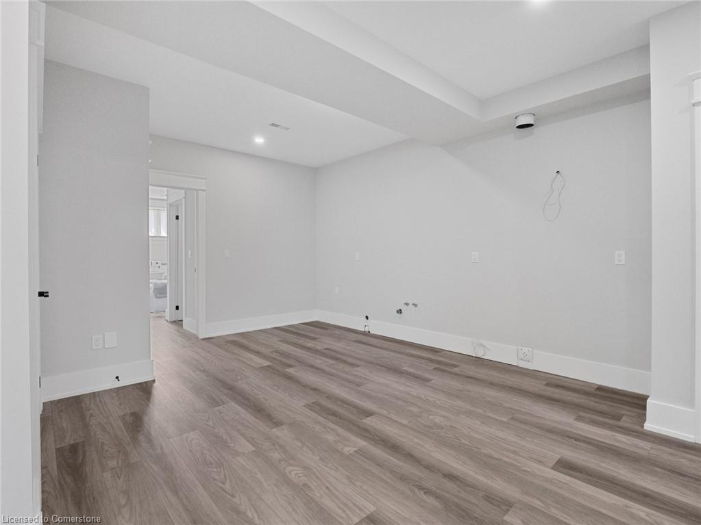 40 Topham Boulevard Property Photo 23