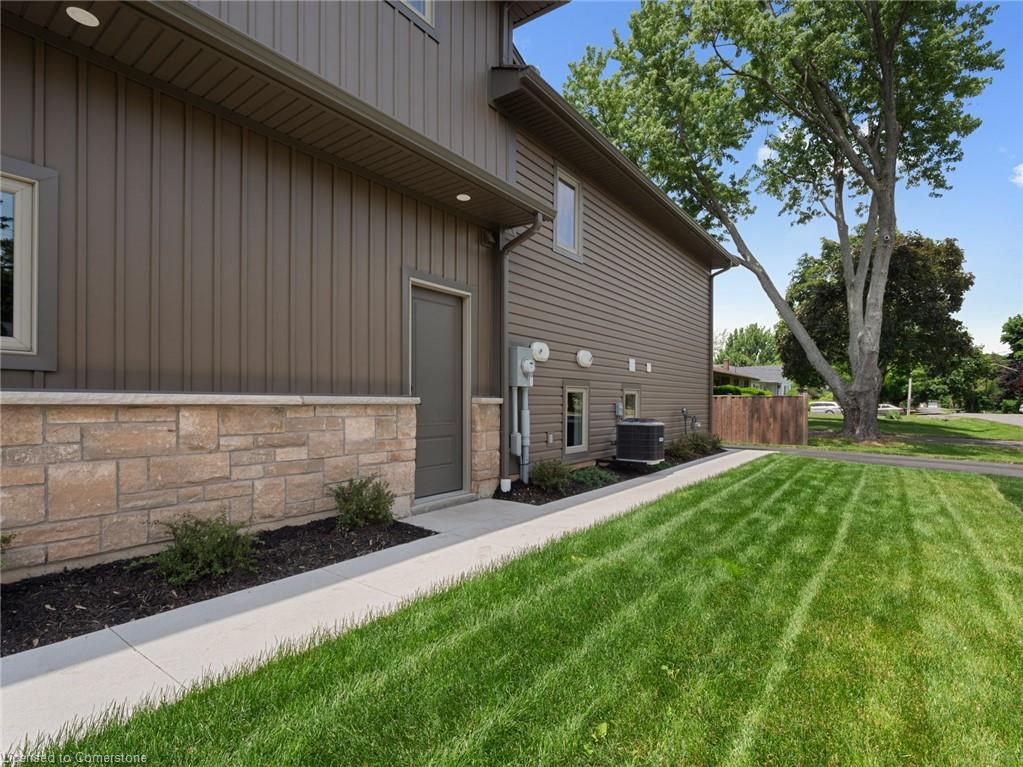 40 Topham Boulevard Property Photo 36