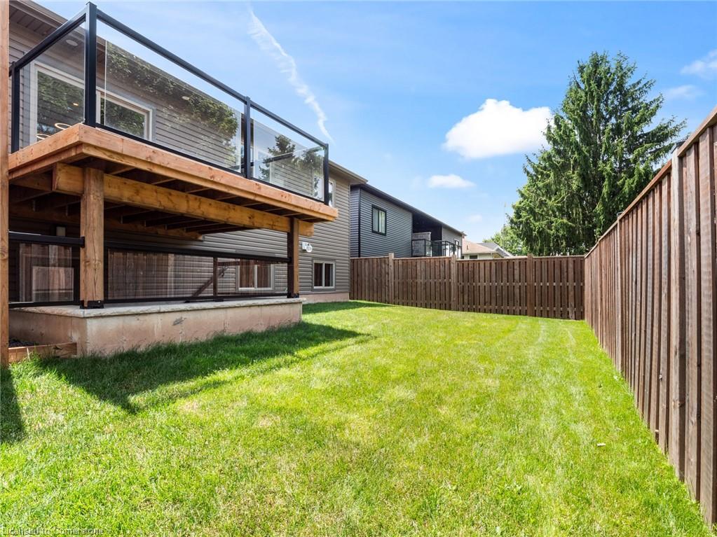 40 Topham Boulevard Property Photo 41