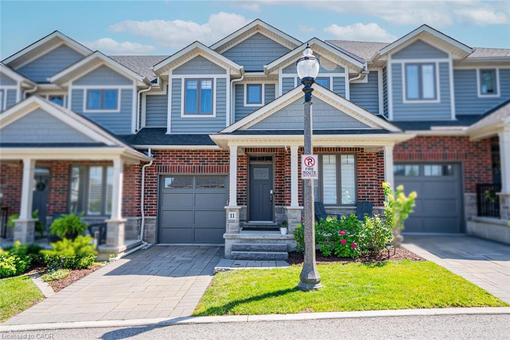 11-2848 King Street Property Photo 1