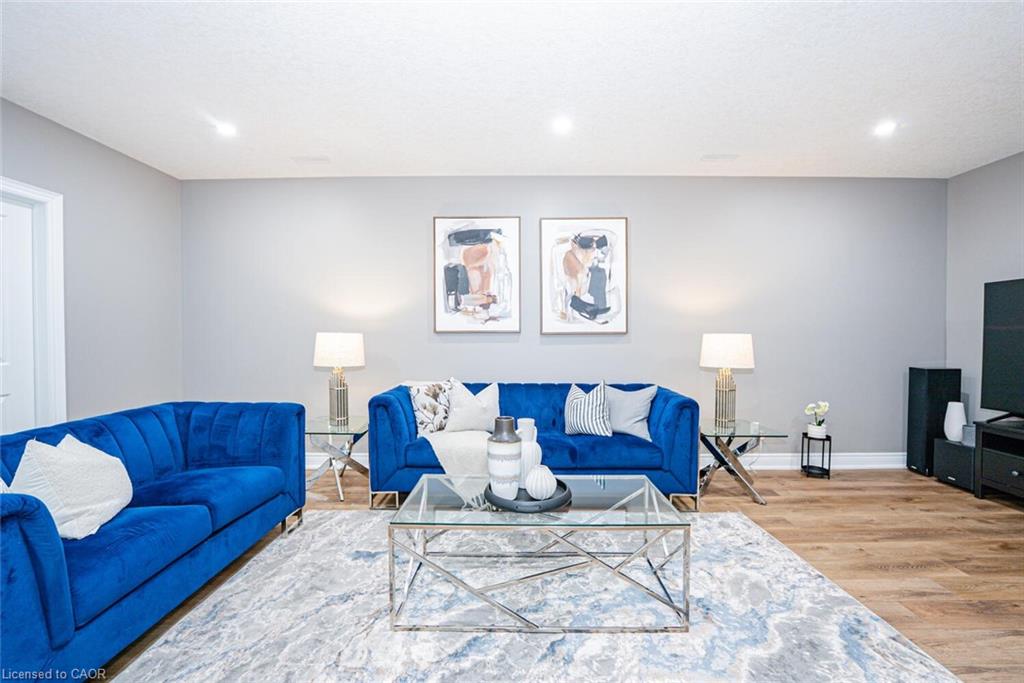 11-2848 King Street Property Photo 12