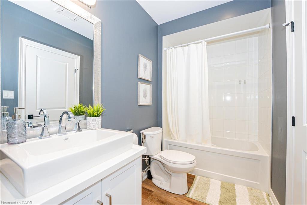 11-2848 King Street Property Photo 18