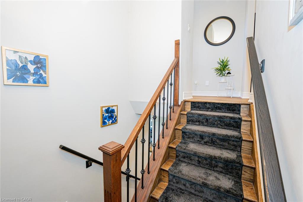 11-2848 King Street Property Photo 20