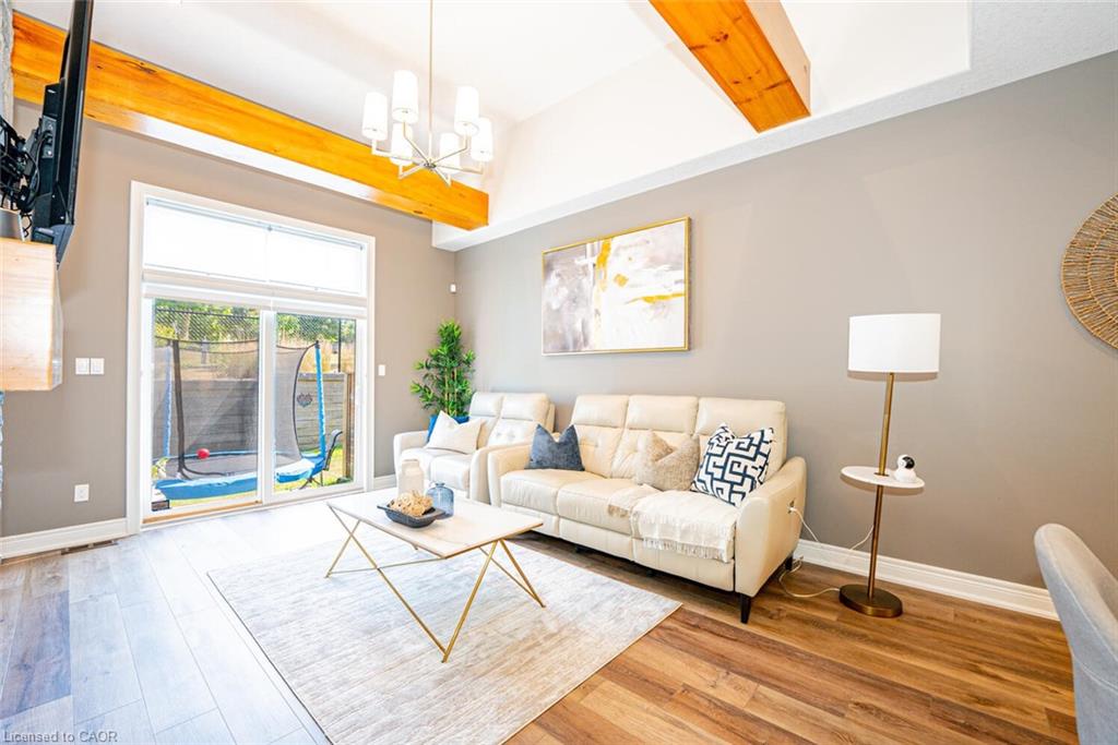 11-2848 King Street Property Photo 29