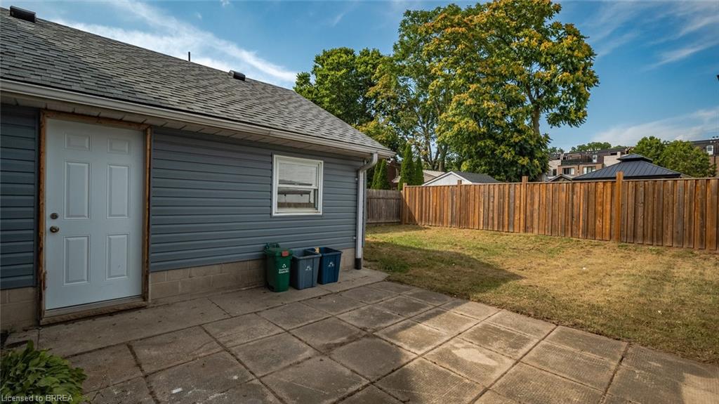 69 Grand River Avenue Property Photo 19