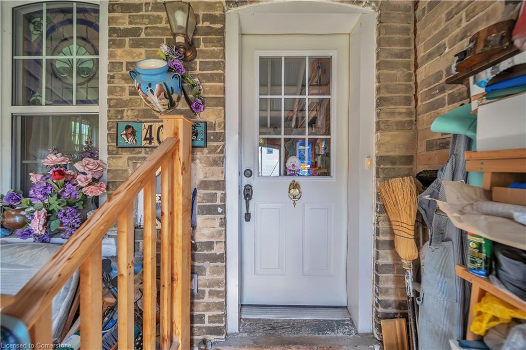 402 Lambton Street E Property Photo 6