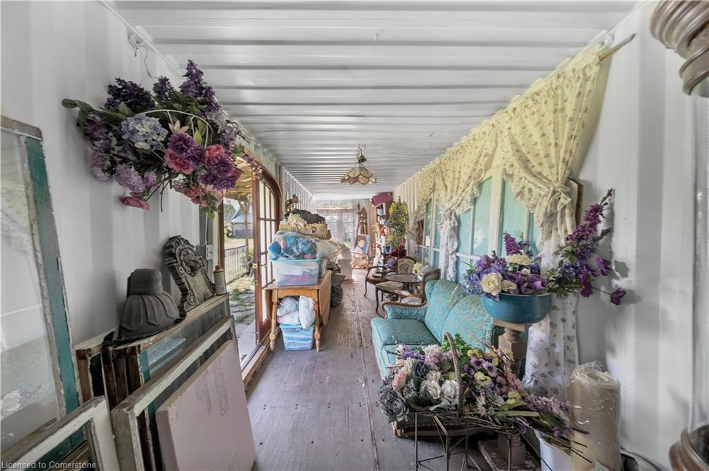 402 Lambton Street E Property Photo 38