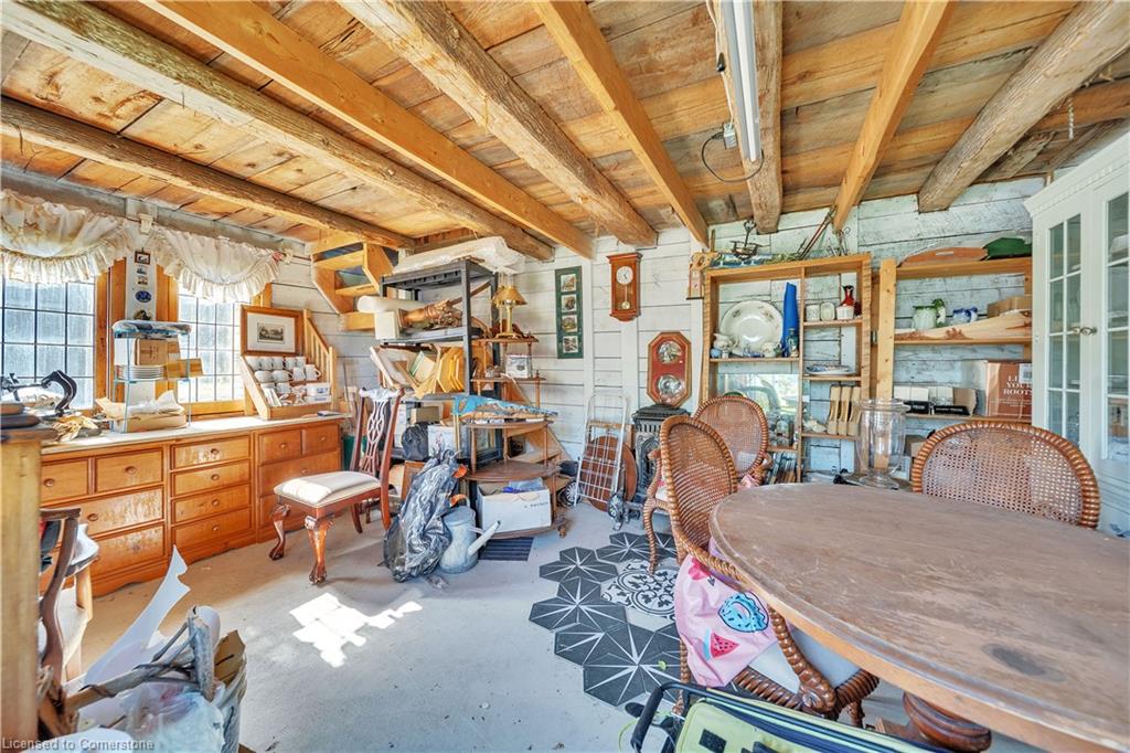 402 Lambton Street E Property Photo 42