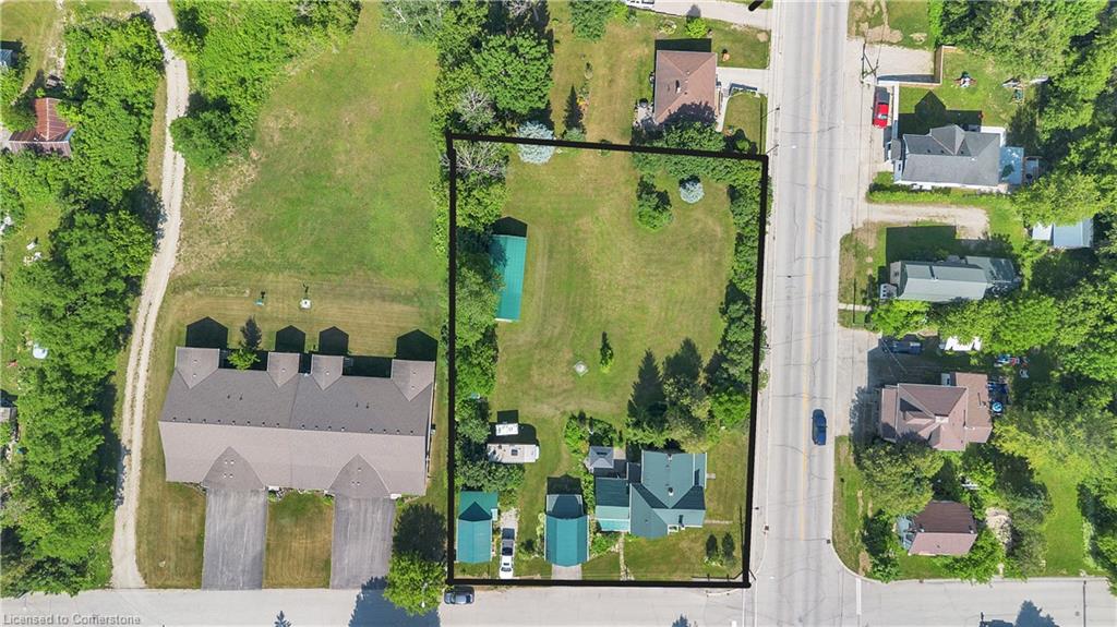 402 Lambton Street E Property Photo 45