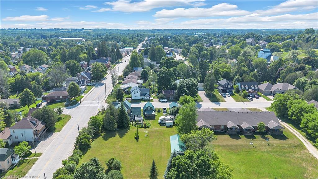 402 Lambton Street E Property Photo 49