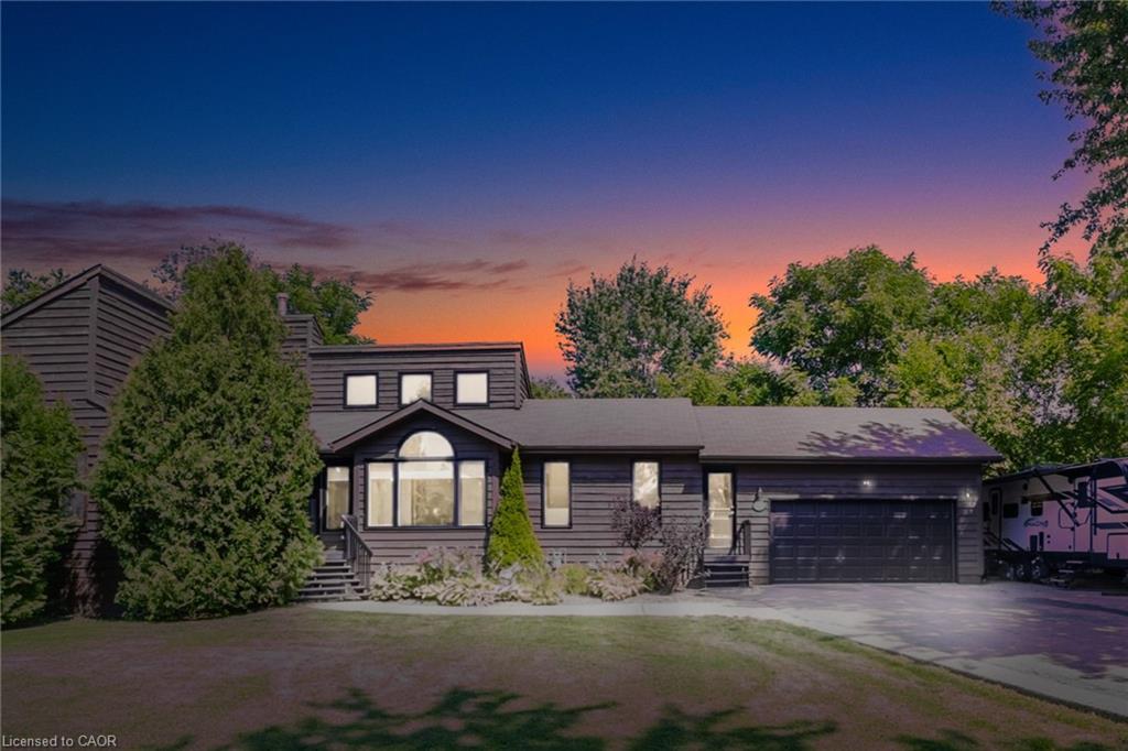 11 Weneil Drive Property Photo 1