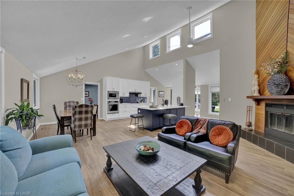 11 Weneil Drive Property Photo 7